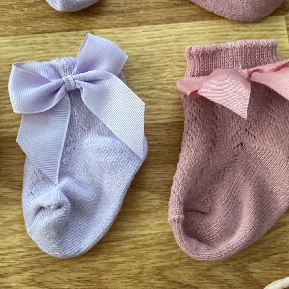 27 piece headband and sock bundle for baby 0 to 1 year old